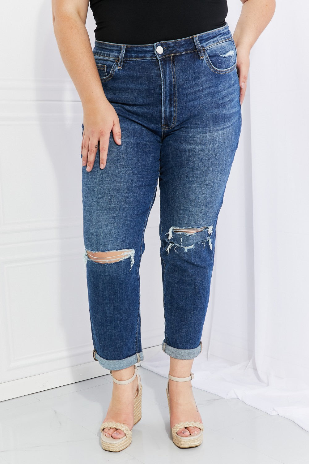 Vervet by Flying Monkey Full Size Distressed Cropped Jeans with Pockets