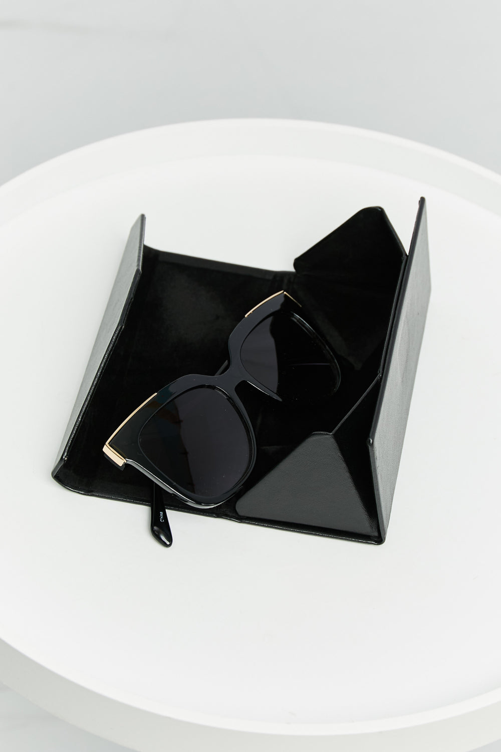 Full Rim Metal Frame Sunglasses