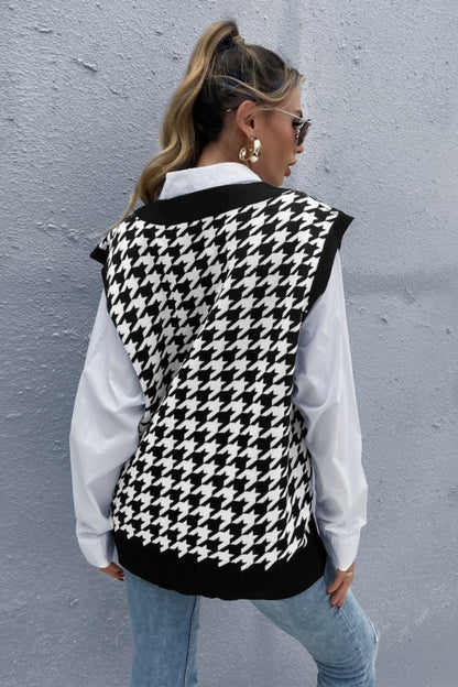 Houndstooth Ribbed V-Neck Sweater Vest