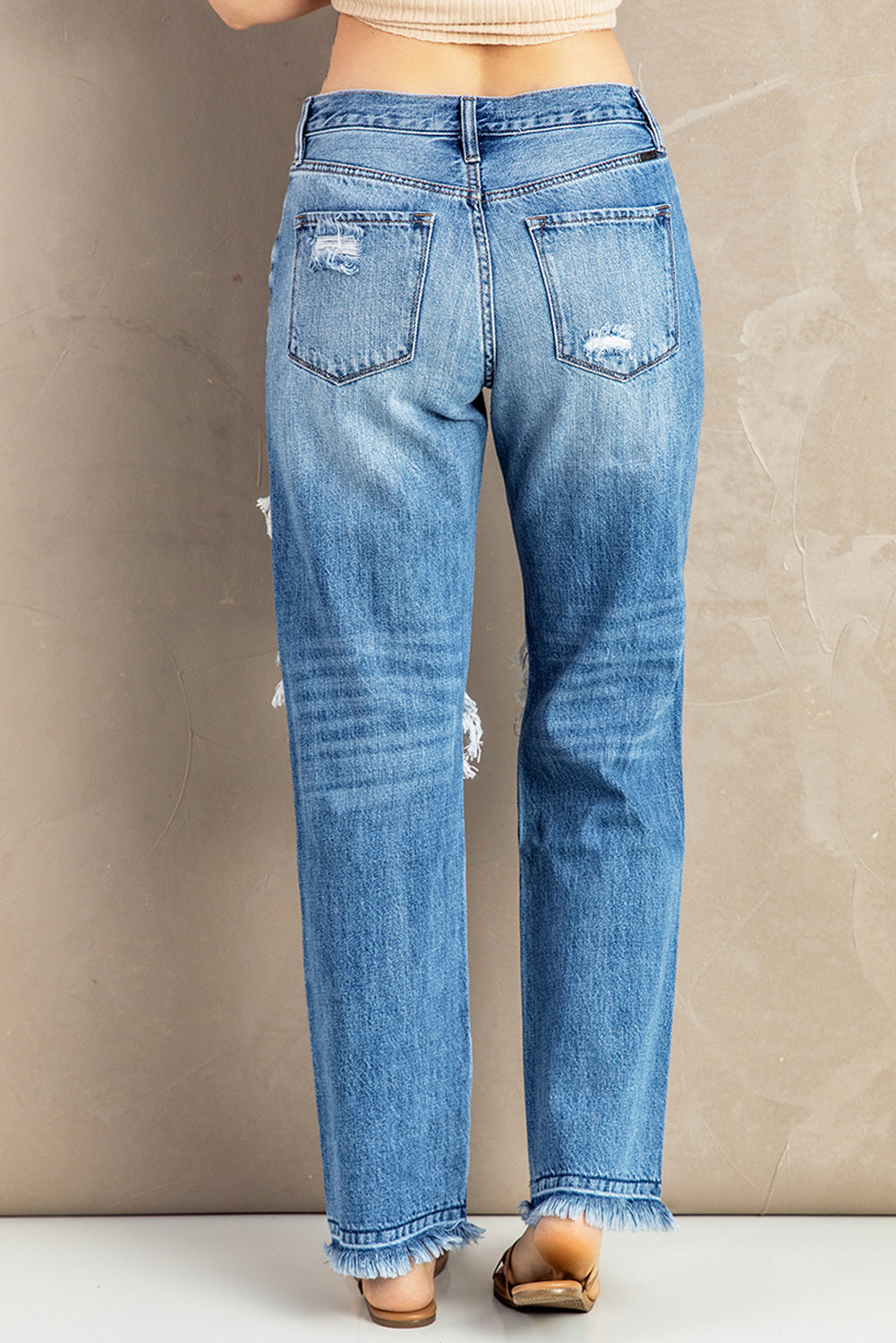 Frayed Hem Distressed Jeans with Pockets